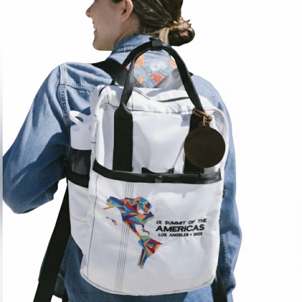 Rewilder Rare Summit Of The Americas Backpack 2022 Excellent Condition!